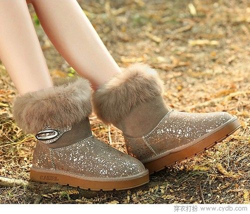 雪地靴 温暖从脚开始